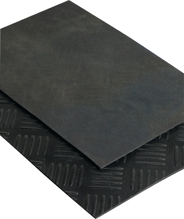 MÖLLER Hammerschlagmatte B.1,4m L.10m D.3mm schwarz NR/SBR Rl.MÖLLER - Vorteilspack