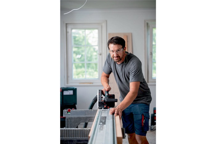 METABO Akku-Tauchsäge KT 18 LTX 66 BL 18V 66mm 2250-5000min-¹ METABO